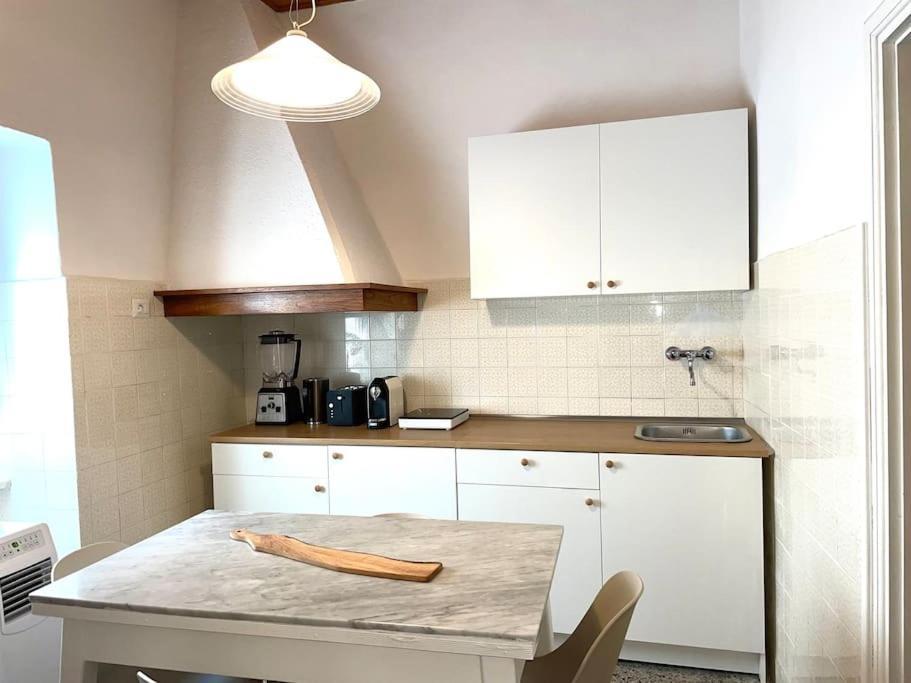 Historic Downtown Home By The Sea With King Bed Monterosso al Mare Buitenkant foto