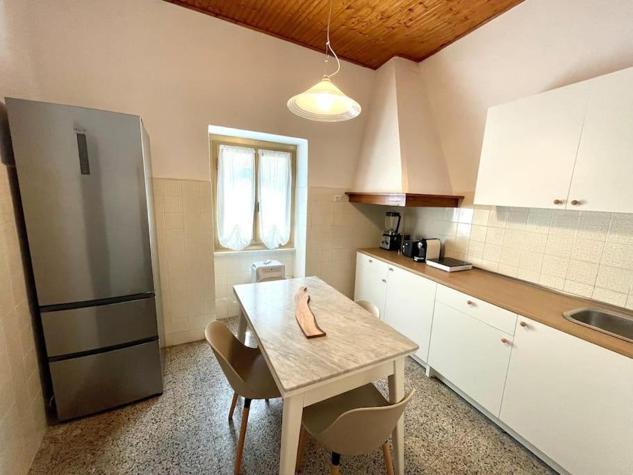 Historic Downtown Home By The Sea With King Bed Monterosso al Mare Buitenkant foto